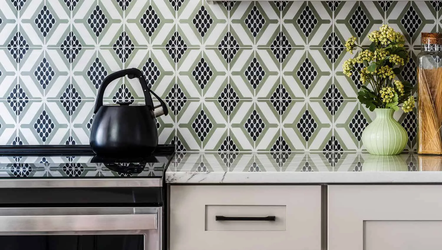 When Should You Hire an Interior Designer